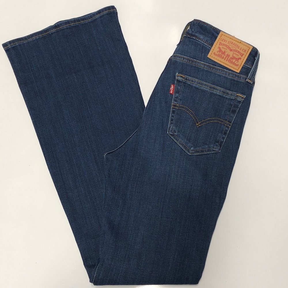 Levi’s 726 flare high rise jeans size 27